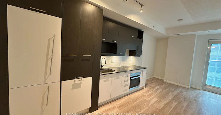 402-30 Nelson Street, Toronto, ON, M5V 0H5 - 5