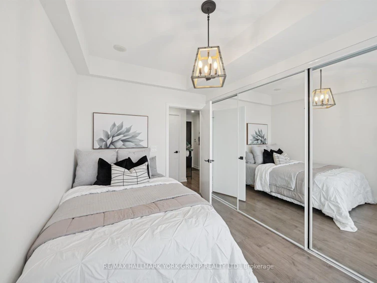 1607-297 College Street, Toronto, ON, M5T 0C2 - 9