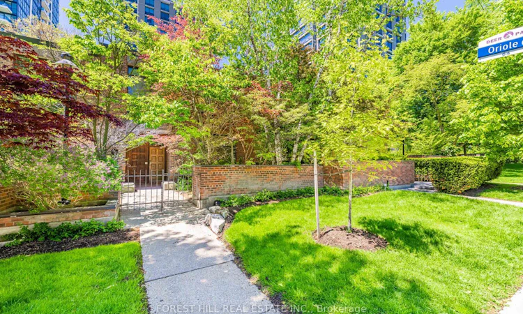 82 Oriole Road