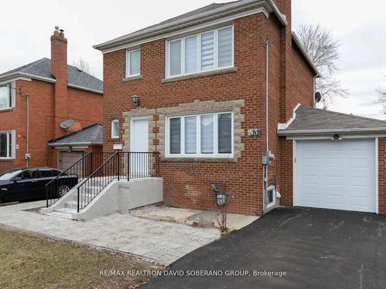 55 Raeburn Avenue, Toronto, ON, M3H 1G9
