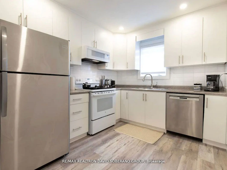 55 Raeburn Avenue, Toronto, ON, M3H 1G9 - 10