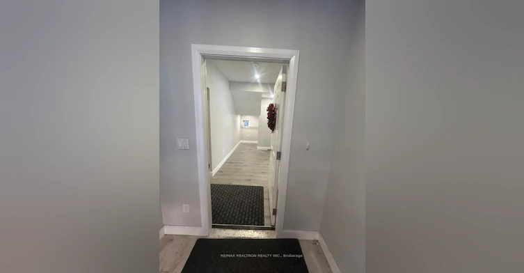 Main-485 Oriole Parkway, Toronto, ON, M5P 2H9 - 3