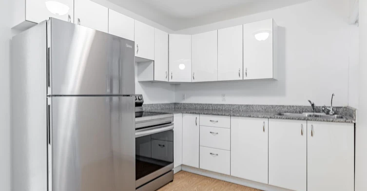 104-1840 Bathurst Street, Toronto, ON, M5P 3K7 - 9