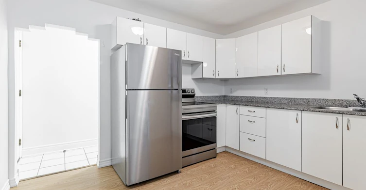 104-1840 Bathurst Street, Toronto, ON, M5P 3K7 - 8