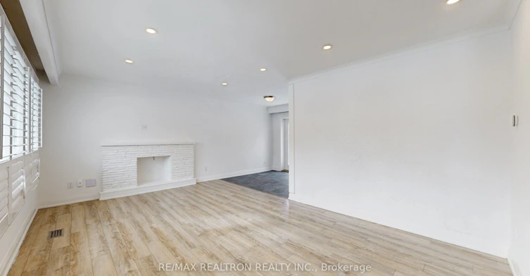 Main Floor-24 Fenelon Drive, Toronto, ON, M3A 3K3 - 12