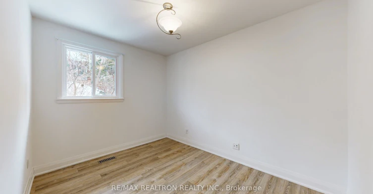 Main Floor-24 Fenelon Drive, Toronto, ON, M3A 3K3 - 34
