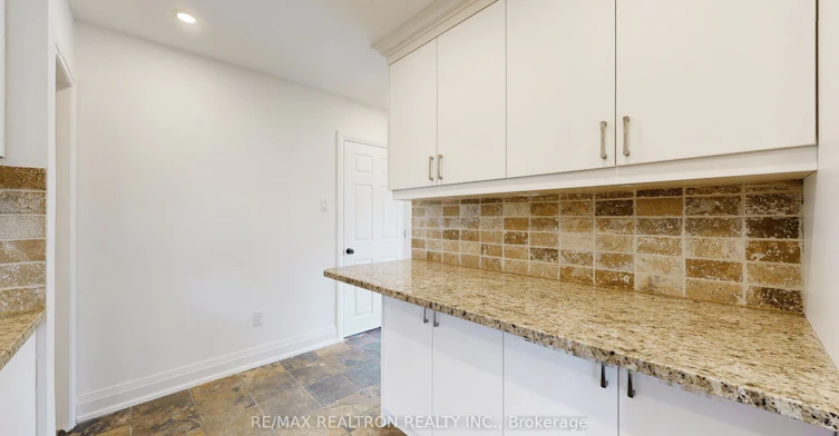 Main Floor-24 Fenelon Drive, Toronto, ON, M3A 3K3 - 22