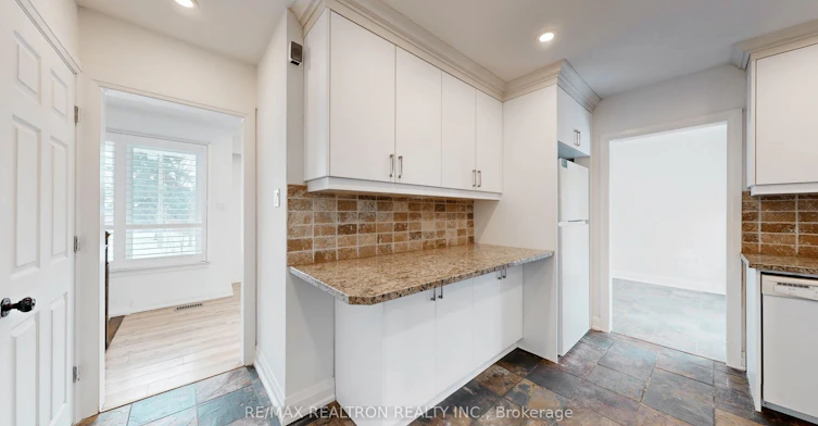 Main Floor-24 Fenelon Drive, Toronto, ON, M3A 3K3 - 23