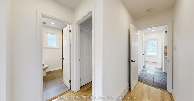 Main Floor-24 Fenelon Drive, Toronto, ON, M3A 3K3 - 24
