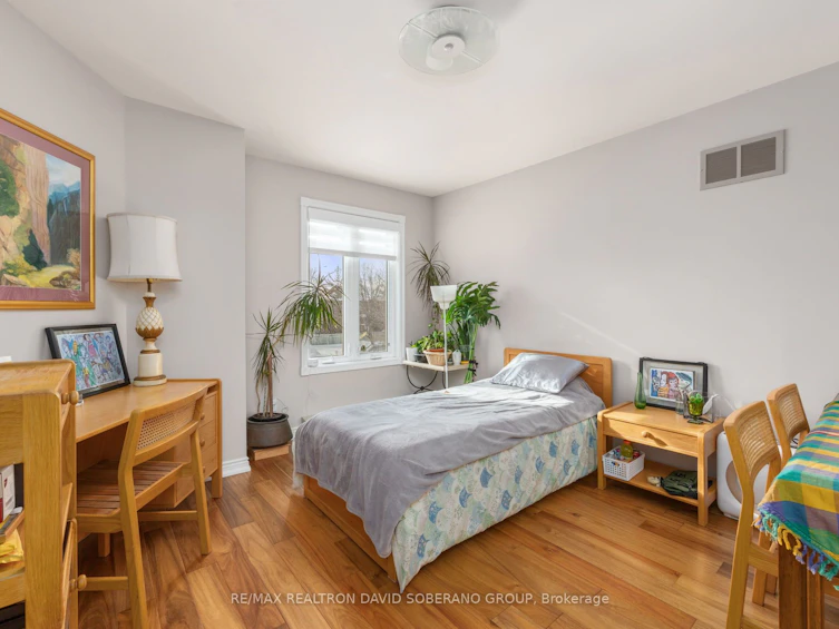 11 Thamesford Court, Toronto, ON, M3H 5Z9 - 25