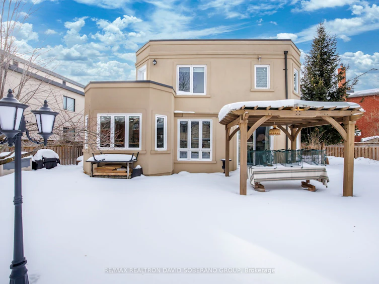 11 Thamesford Court, Toronto, ON, M3H 5Z9 - 32