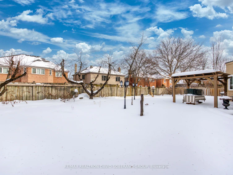 11 Thamesford Court, Toronto, ON, M3H 5Z9 - 36