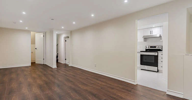5 Rochelle Crescent, Toronto, ON, M2J 1Y3 - 14