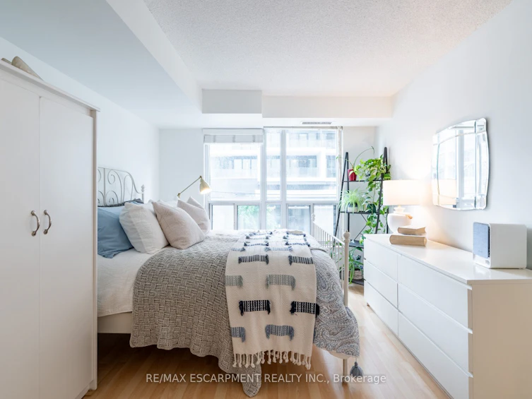 208-76 Shuter Street, Toronto, ON, M5B 1B4 - 19