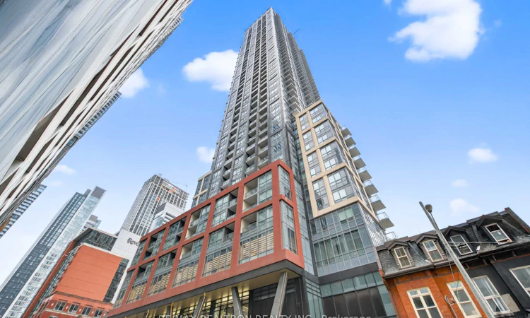 4302-108 Peter Street