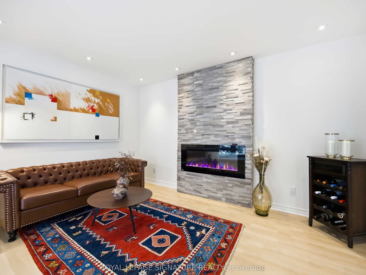 104 Marbury Crescent, Toronto, ON, M3A 2G4 - 4