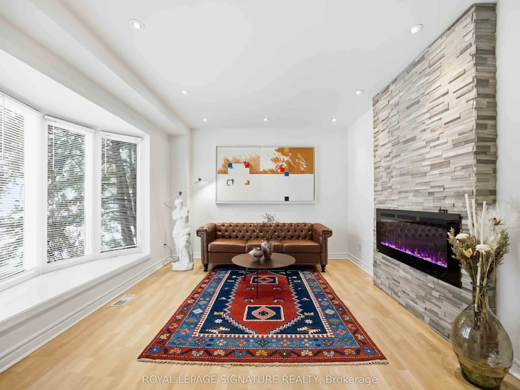 104 Marbury Crescent, Toronto, ON, M3A 2G4 - 3