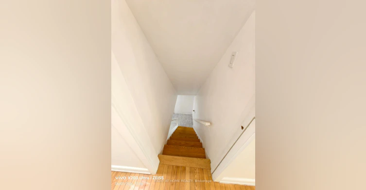 46 Overton Crescent, Toronto, ON, M3B 2V2 - 22
