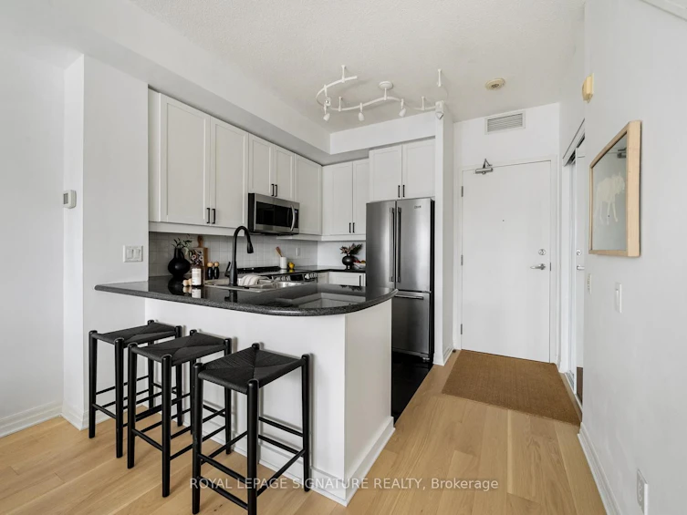 PH 612-901 Queen Street W, Toronto, ON, M6J 3X4 - 5