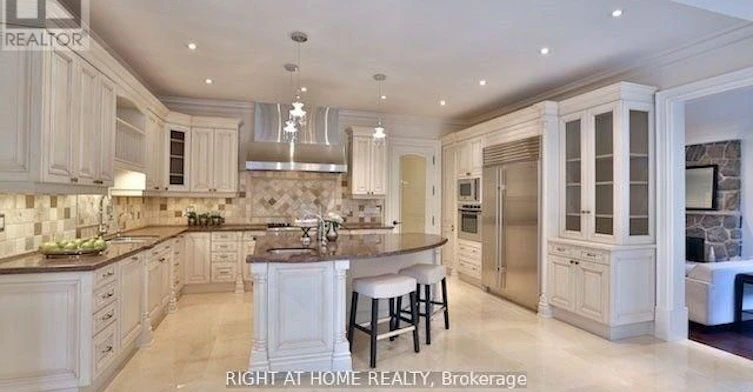 11 York Road, Toronto, ON, M2L 1H4 - 6
