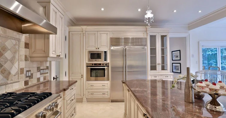 11 York Road, Toronto, ON, M2L 1H4 - 8
