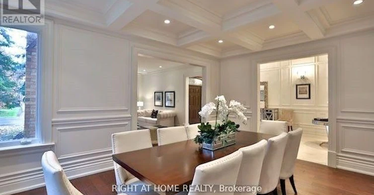 11 York Road, Toronto, ON, M2L 1H4 - 4