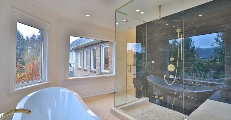 11 York Road, Toronto, ON, M2L 1H4 - 13
