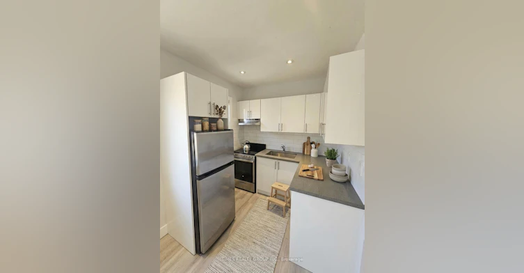 203-1566 Avenue Road, Toronto, ON, M5M 3X6 - 3