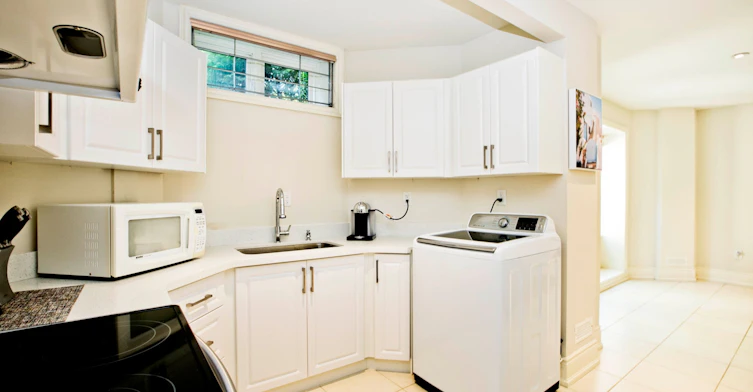 206 Kingsdale Avenue, Toronto, ON, M2N 3W9 - 9