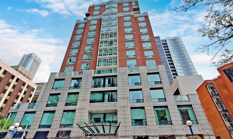 1911-155 Yorkville Avenue