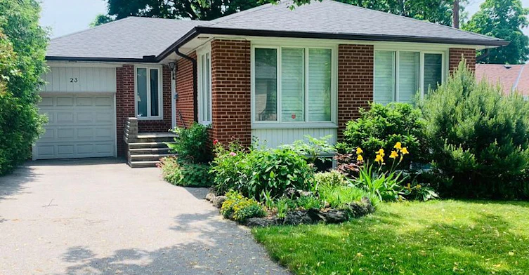 23 Fenelon Drive, Toronto, ON, M3A 3K2 - 2