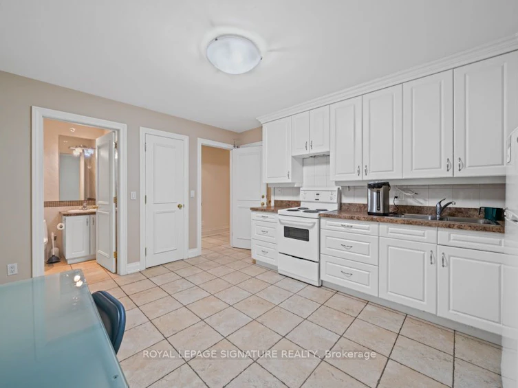 428 Glengrove Avenue, Toronto, ON, M5N 1X2 - 27