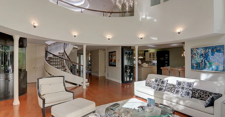 35 Gardiner Road E, Toronto, ON, M5P 3B6 - 10