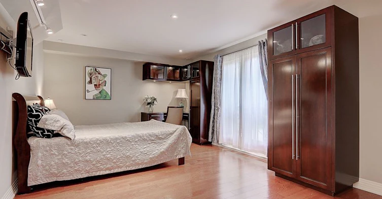 35 Gardiner Road E, Toronto, ON, M5P 3B6 - 28