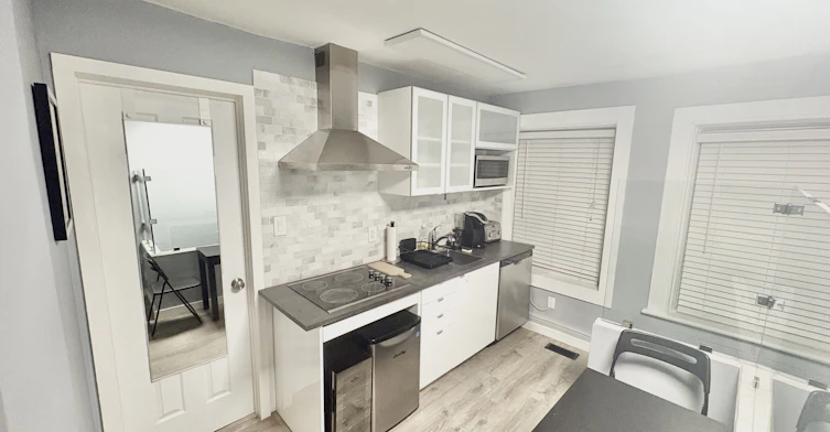 2-11 Saint Patricks Square, Toronto, ON, M5T 1W8 - 7