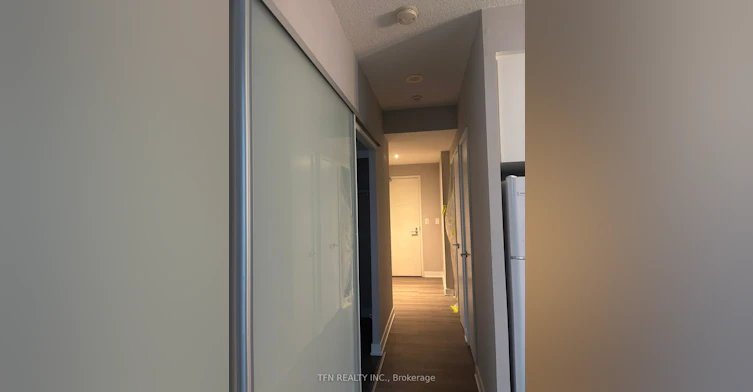 2807-110 Charles Street E, Toronto, ON, M4Y 1T5 - 4