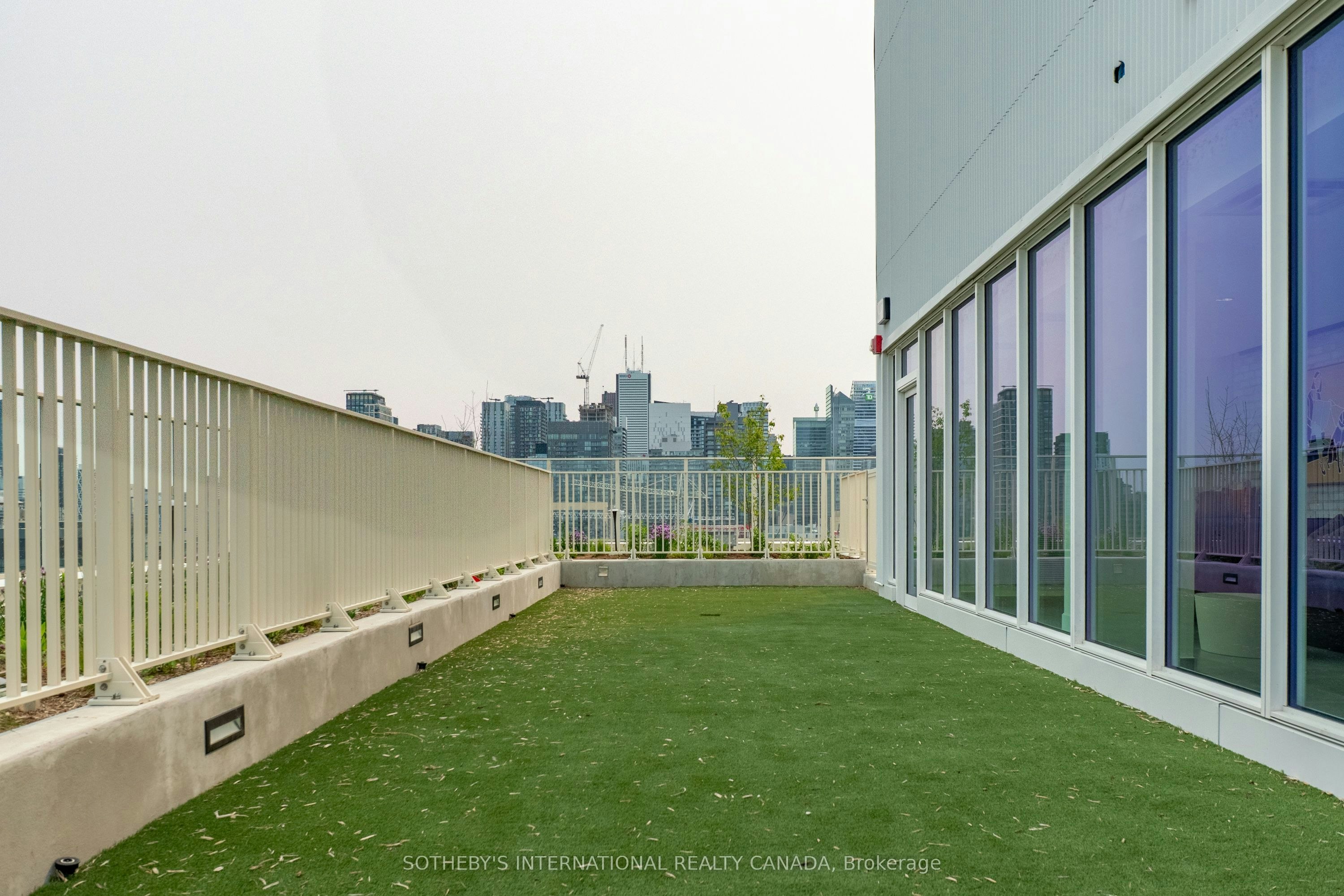 1416-88 Bathurst Street, Toronto, ON, M5W 0W8 - 34