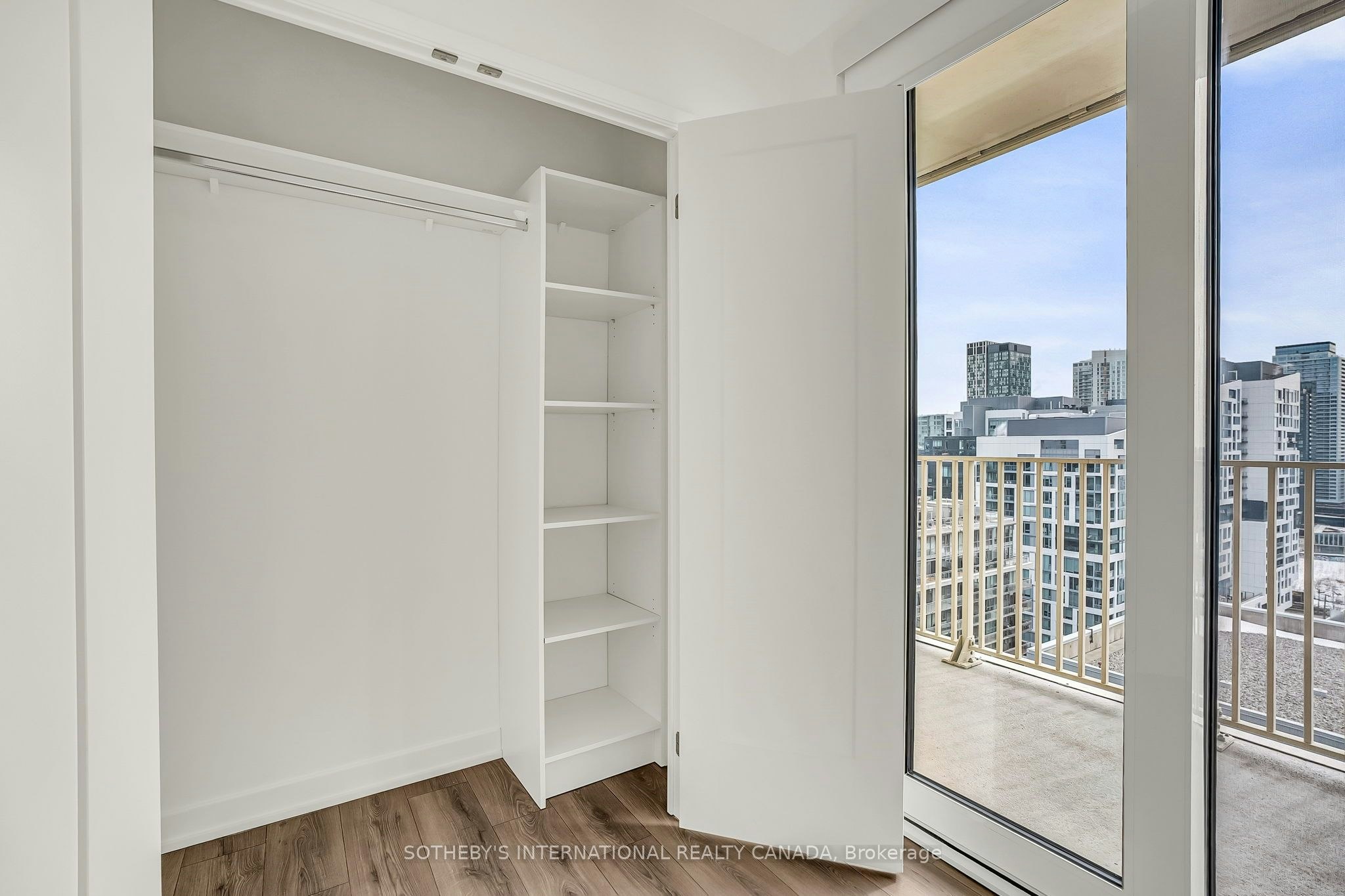 1416-88 Bathurst Street, Toronto, ON, M5W 0W8 - 18