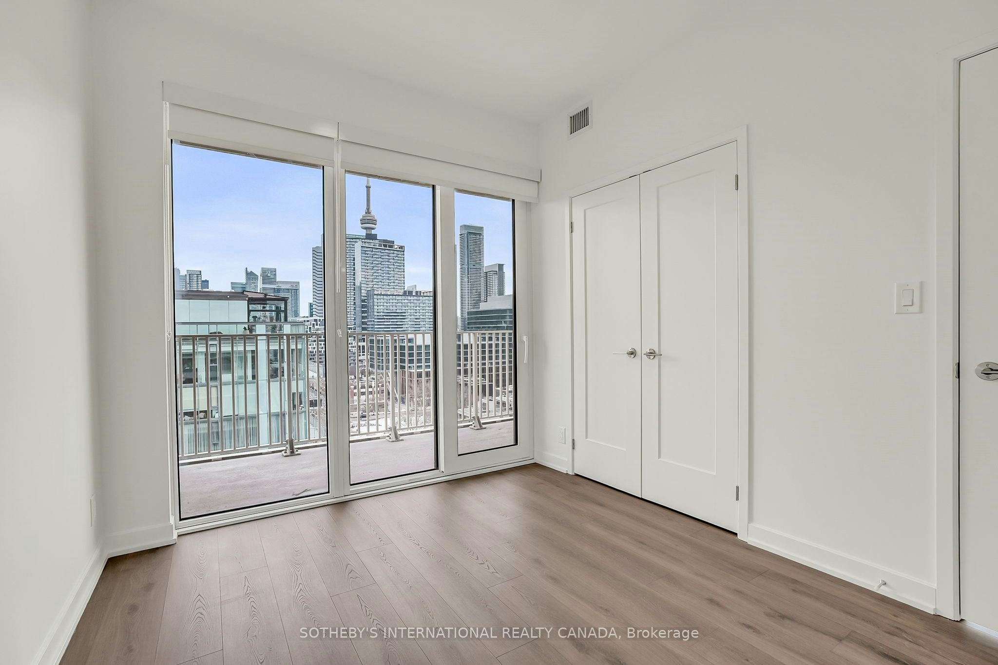 1416-88 Bathurst Street, Toronto, ON, M5W 0W8 - 9