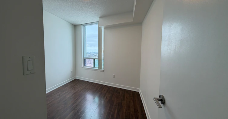 1805-5740 Yonge Street, Toronto, ON, M2M 0B1 - 18