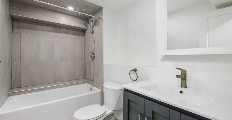 76 Lawrence Avenue W, Toronto, ON, M5M 1A6 - 12