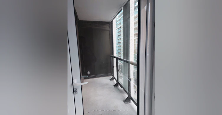512-121 St Patrick Street, Toronto, ON, M5T 1T4 - 16