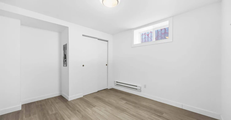 LOWER-1A Leonard Avenue, Toronto, ON, M5T 2P8 - 16