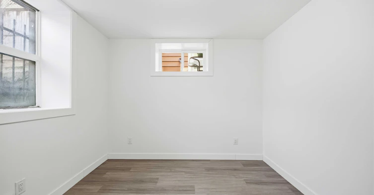 LOWER-1A Leonard Avenue, Toronto, ON, M5T 2P8 - 31