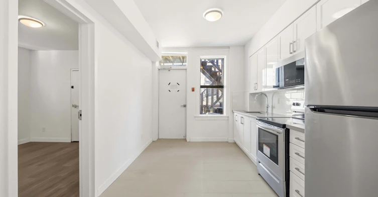 1-1A Leonard Avenue, Toronto, ON, M5T 2P8 - 9