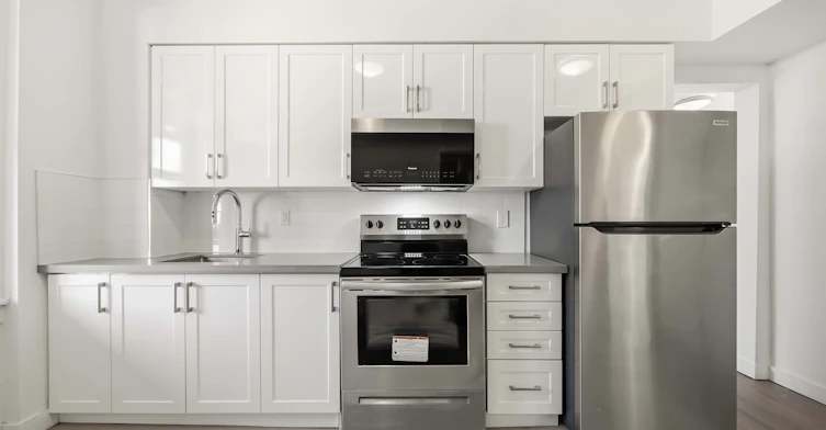 1-1A Leonard Avenue, Toronto, ON, M5T 2P8 - 7