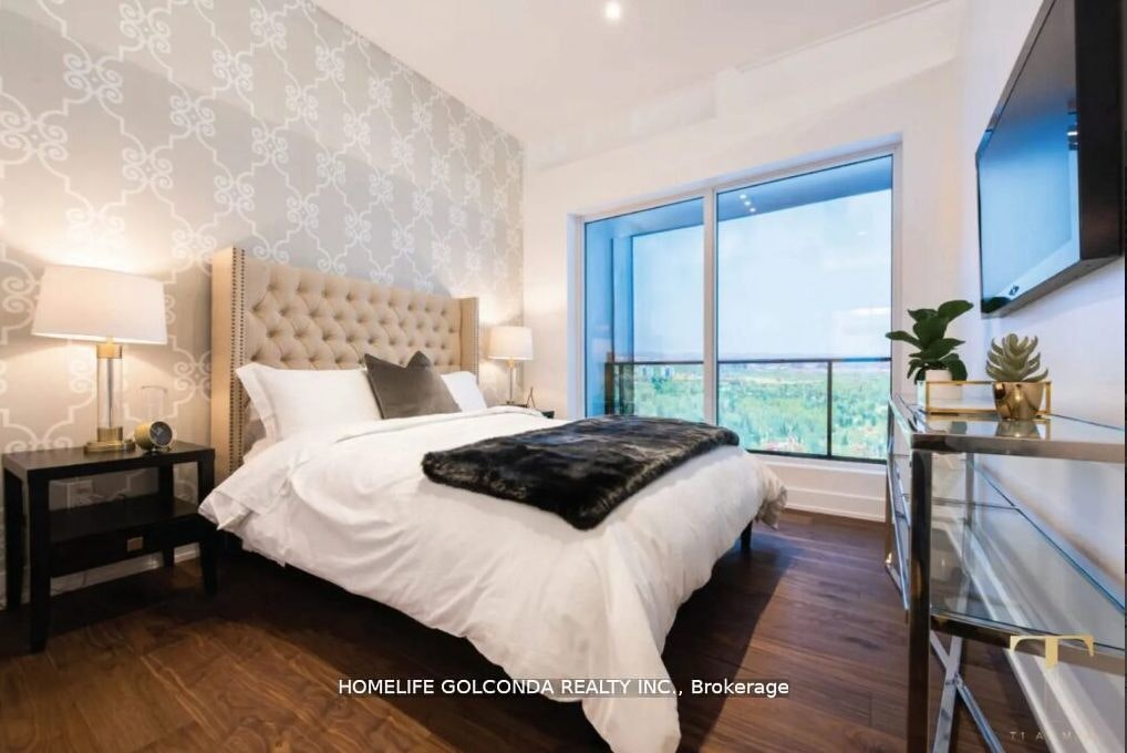 S621-8 Olympic Garden Drive S, Toronto, ON, M2M 0B9