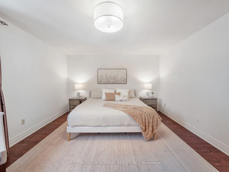 3 Larksong Court, Toronto, ON, M4A 2T5 - 22