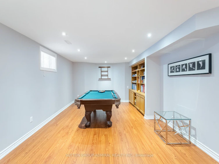 3 Larksong Court, Toronto, ON, M4A 2T5 - 34