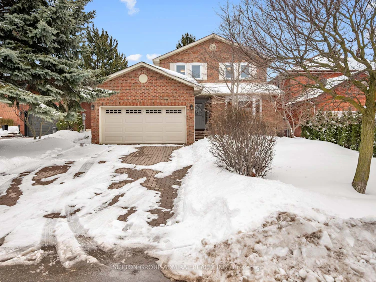 3 Larksong Court, Toronto, ON, M4A 2T5 - 2